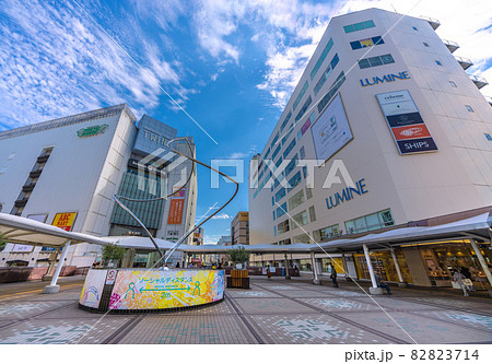 日本の東京都市景観 人気の街・町田。町田駅前を望む 日本の東京都市景観 人気の街・町田。町田駅前を望む 82823714