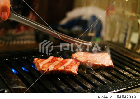 肉 人体 お肉 82825835