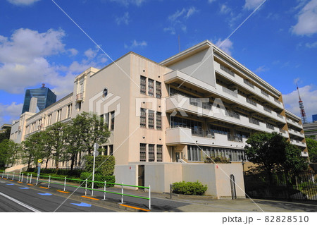 10月　港区905東洋英和女学院(中学部･高等部)･六本木五丁目 82828510