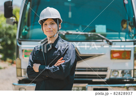 トラック運転手 トラック運転手 82828937