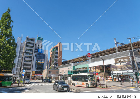 阿佐ヶ谷駅南口前　駅舎とロータリー　東京都杉並区 82829448