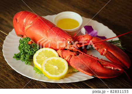 ロブスター料理 82831155