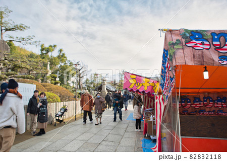 【大阪府】1月・コロナ渦の水間寺初詣《アウトフォーカス》 82832118