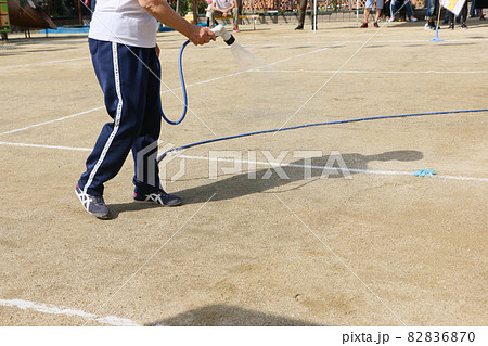 運動会会場準備 82836870