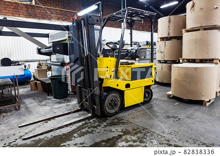 autoloader in large modern warehouse autoloader in large modern warehouse 82838336