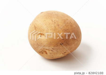 ジャガイモ 白背景 ジャガイモ 白背景 82842100