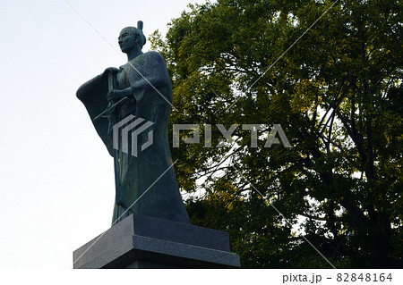 高山右近の銅像（高槻城公園） 82848164