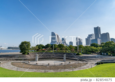 神奈川県横浜市　臨港パーク 82854075