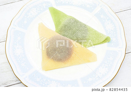 生八つ橋 ニッキと抹茶 生八つ橋 ニッキと抹茶 82854435