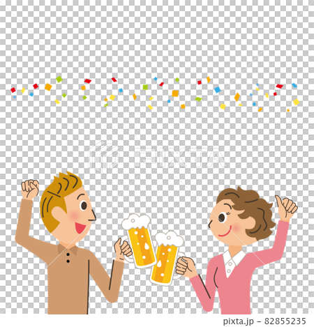 楽しくお酒を飲むカップル 82855235