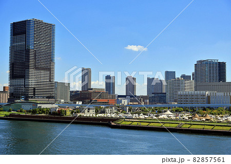 東京　江東区　晴海、豊洲の都市風景　マンション郡 82857561