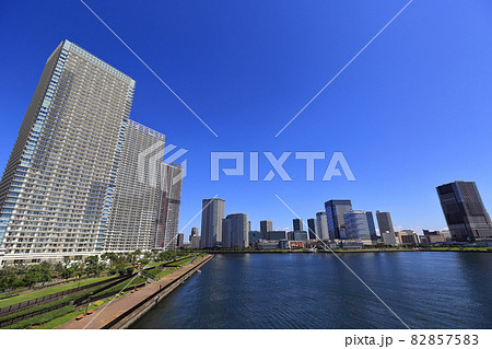 東京 江東区 晴海、豊洲の都市風景 マンション郡 東京 江東区 晴海、豊洲の都市風景 マンション郡 82857583