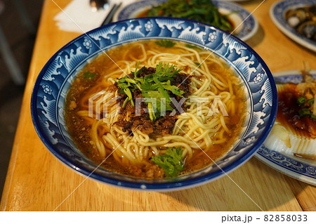 台湾 台北 台北市 82858033