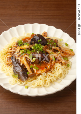 ナスときのこの麻婆焼きそば 82858714