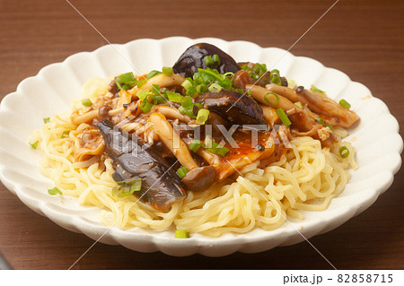 ナスときのこの麻婆焼きそば ナスときのこの麻婆焼きそば 82858715