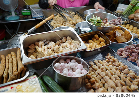 台湾 から揚げ 台湾唐揚げ 食べ物 82860448