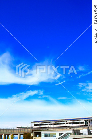 長久手市、愛・地球博記念公園駅とリニモの風景 長久手市、愛・地球博記念公園駅とリニモの風景 82863000