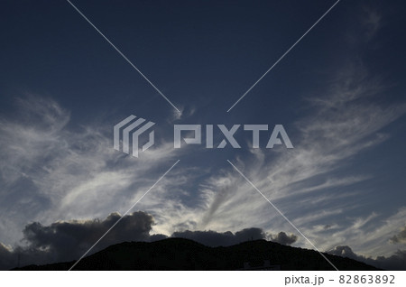 空と雲 82863892