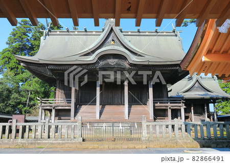 【熊本県】晴天下の阿蘇神社(一の神殿) 【熊本県】晴天下の阿蘇神社(一の神殿) 82866491