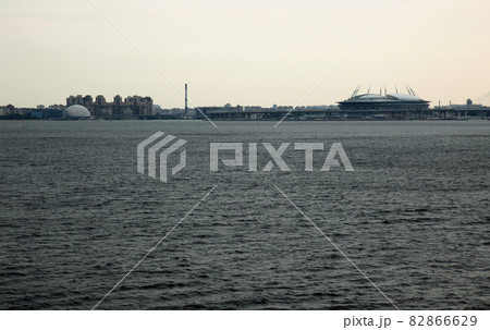 サンクトペテルブルグの朝の港湾風景 サンクトペテルブルグの朝の港湾風景 82866629