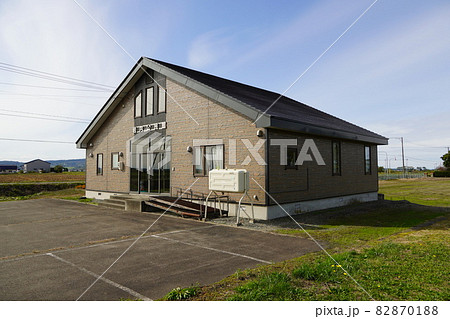由仁町の岩内公民館 82870188