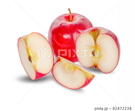 Red apple isolated on white background with clipping path and full depth of field 82872238
