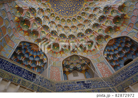 ウズベキスタン ブハラのアブドゥール・アジスハン・メドレセ 82872972