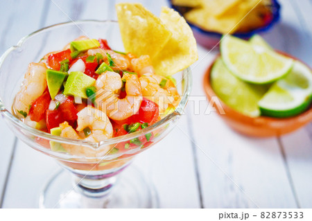 メキシコ料理のセビーチェ 82873533