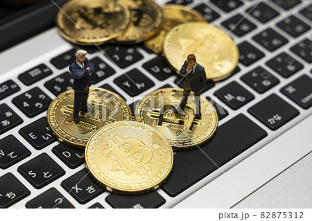 仮想通貨ビットコイン　副業として稼ぐ　ブログ、アフェリエイトタイトル用 82875312