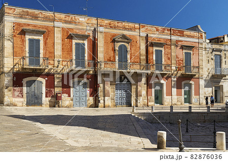 Old town in Ruvo di Puglia, Puglia, Italy 82876036
