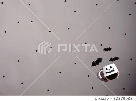 Halloween ghost mug with bats Halloween ghost mug with bats 82879038