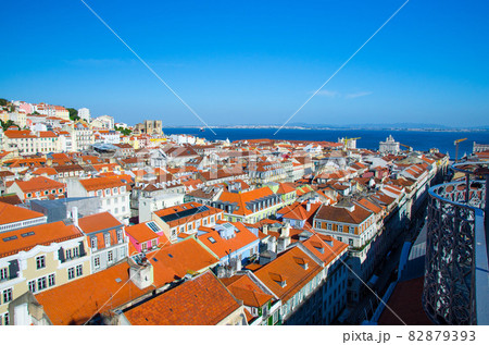 Portugal, panoramic view of old town Lisbon in summer, touristic centre of Lisbon 82879393