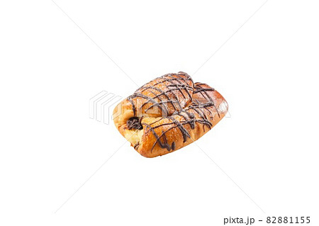 A sweet bun, a sweet confection. 82881155