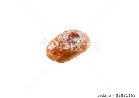 A sweet bun, a sweet confection. 82881165