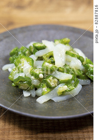 美味しいイカおくらのネバネバ和え 82887816