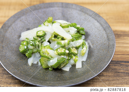 美味しいイカおくらのネバネバ和え 82887818