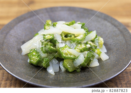 美味しいイカおくらのネバネバ和え 82887823