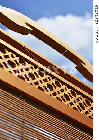 古い衝立。組子。日本。木材。木工。ぬくもり。光。目隠し。空間。和素材。和風 82888016