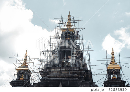 Wat Phra Buddhabat Si Roi,Golden Temple in Chiang Mai, Thailand Wat Phra Buddhabat Si Roi,Golden Temple in Chiang Mai, Thailand 82888930