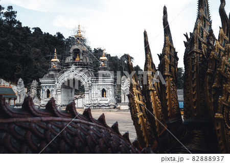 Wat Phra Buddhabat Si Roi,Golden Temple in Chiang Mai, Thailand Wat Phra Buddhabat Si Roi,Golden Temple in Chiang Mai, Thailand 82888937