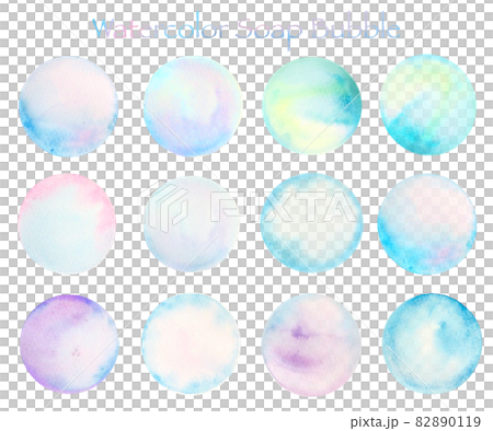 手描き水彩の優しい虹色シャボン玉の白バックイラストベクター素材 82890119