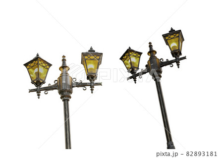 Park lights in the evening 82893181