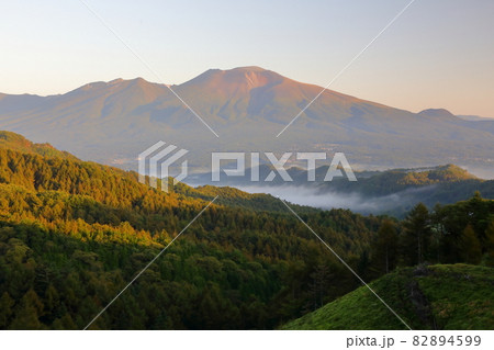 浅間山 朝焼け 浅間山 朝焼け 82894599