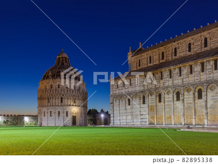 Basilica and the leaning tower in Pisa Italy 82895338