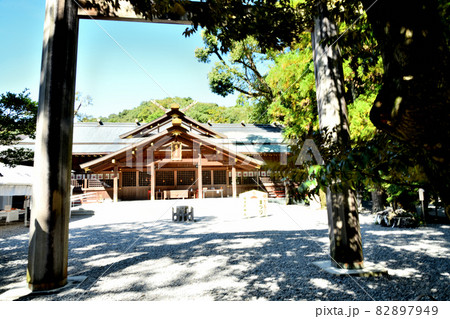 猿田彦神社(拝殿)　【三重県伊勢市】 82897949