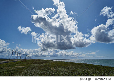 北海道幌延町　オトンルイ風力発電所 82902418