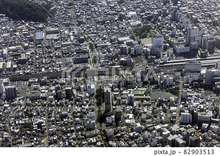 静岡鉄道の日吉町駅付近を空撮 静岡鉄道の日吉町駅付近を空撮 82903513