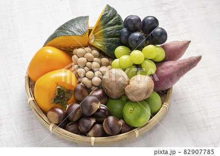 秋の食材盛り合せ 82907785