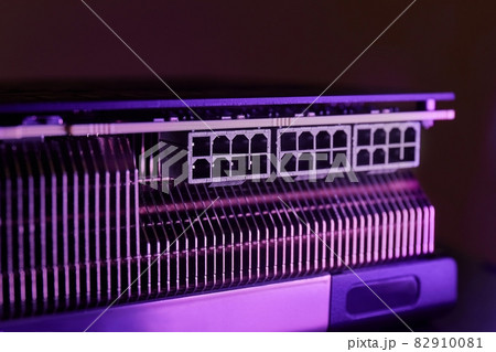 Grapgics card with many 8-pin power connectors 82910081