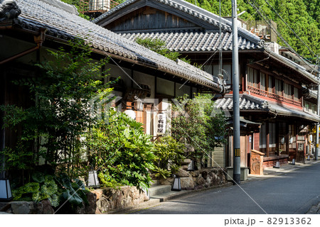 【龍神温泉】早朝の温泉街を歩く 82913362